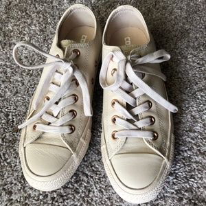 Converse Chuck Taylor All Star LO Leather Sneaker